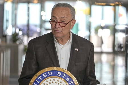 Pressekonferenz mit Chuck Schumer zu Ghost Guns in New York