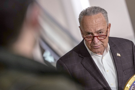 Pressekonferenz mit Chuck Schumer zu Ghost Guns in New York