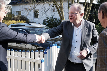 Stephan Weil besucht Unterkunft für ukrainische Geflüchtete in Hannover