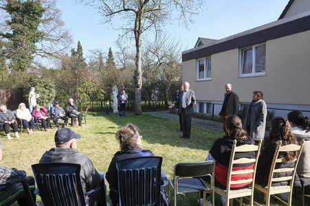 Stephan Weil besucht Unterkunft für ukrainische Geflüchtete in Hannover