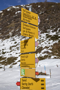 Schneeschmelze in den Schweizer Alpen