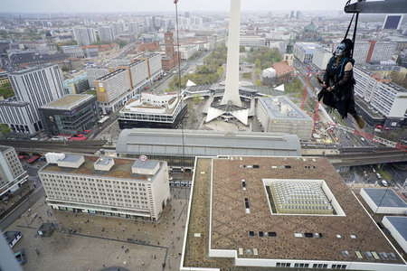 Fototermin zur Show 'Der Zorn der Hexen' in Berlin