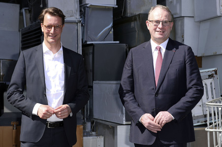 Hendrik Wüst besucht das Lippewerk Remondis in Lünen