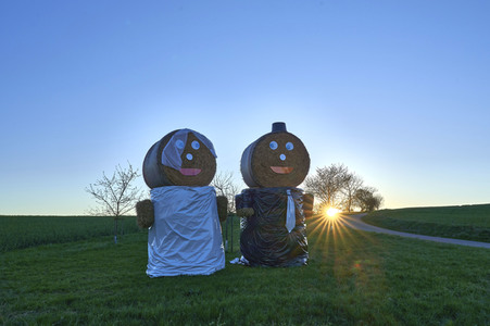 Strohballenfiguren in Ottenstein