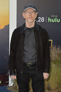Serienpremiere 'Under the Banner of Heaven' in Los Angeles