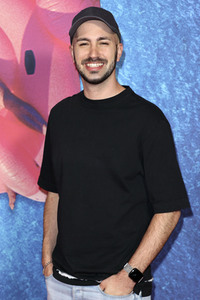 Staffel 2 Premiere 'All You Need' in Köln