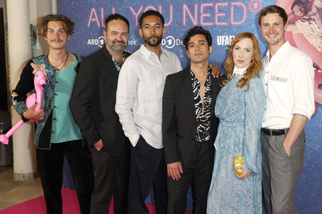 Staffel 2 Premiere 'All You Need' in Köln