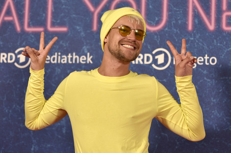 Staffel 2 Premiere 'All You Need' in Köln
