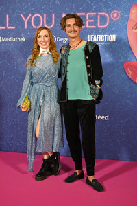 Staffel 2 Premiere 'All You Need' in Köln