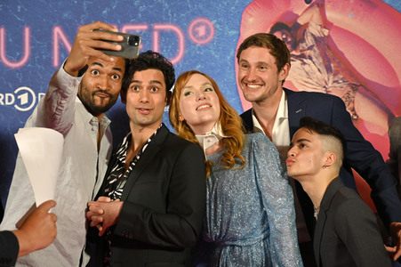 Staffel 2 Premiere 'All You Need' in Köln