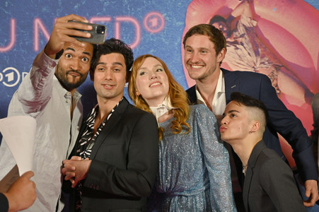 Staffel 2 Premiere 'All You Need' in Köln