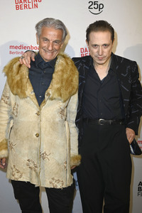 Filmpremiere 'Stand Up! Was bleibt, wenn alles weg ist', achtung berlin Filmfestival 2022