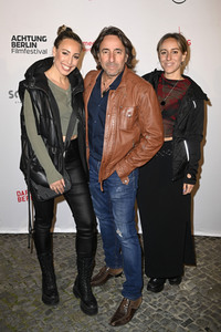 Filmpremiere 'Stand Up! Was bleibt, wenn alles weg ist', achtung berlin Filmfestival 2022