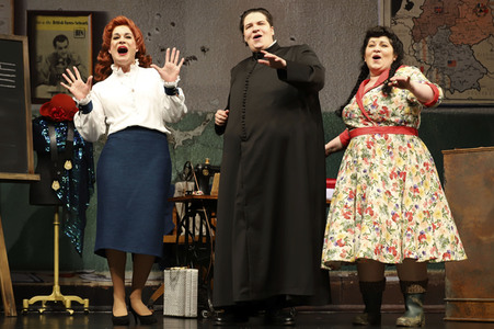 Theaterprobe 'Dat Frollein Wunner' in Hamburg