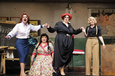 Theaterprobe 'Dat Frollein Wunner' in Hamburg