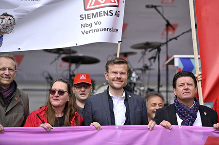 Kundegebung des DGB zum 1. Mai in Nürnberg
