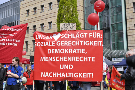 Kundegebung des DGB zum 1. Mai in Nürnberg