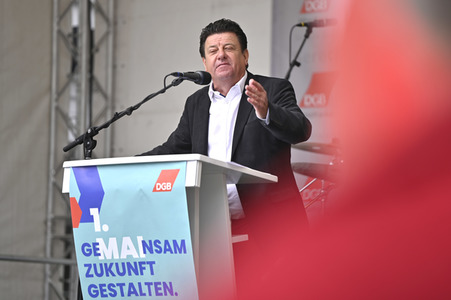 Kundegebung des DGB zum 1. Mai in Nürnberg
