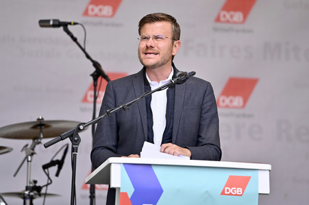 Kundegebung des DGB zum 1. Mai in Nürnberg