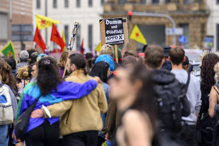 Revolutionäre 1. Mai Demo in Nürnberg