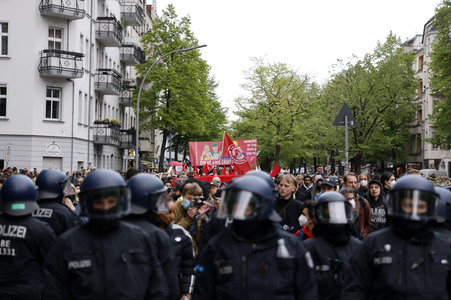 Revolutionäre 1. Mai Demo in Berlin