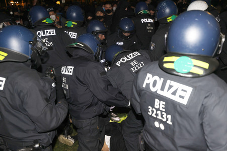 Revolutionäre 1. Mai Demo in Berlin