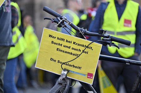 Warnstreik von Beschäftigten in Sozial- und Erziehungsberufen in Nürnberg