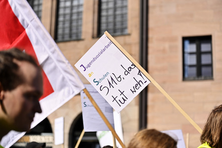 Warnstreik von Beschäftigten in Sozial- und Erziehungsberufen in Nürnberg