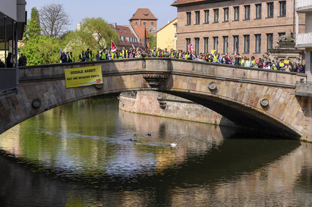 Warnstreik von Beschäftigten in Sozial- und Erziehungsberufen in Nürnberg