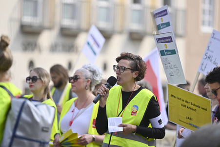 Warnstreik von Beschäftigten in Sozial- und Erziehungsberufen in Nürnberg