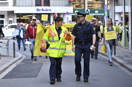 Warnstreik von Beschäftigten in Sozial- und Erziehungsberufen in Nürnberg