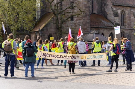 Warnstreik von Beschäftigten in Sozial- und Erziehungsberufen in Nürnberg