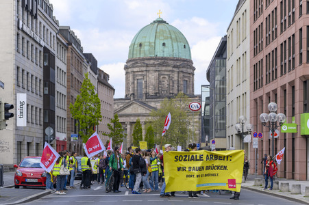 Warnstreik von Beschäftigten in Sozial- und Erziehungsberufen in Nürnberg