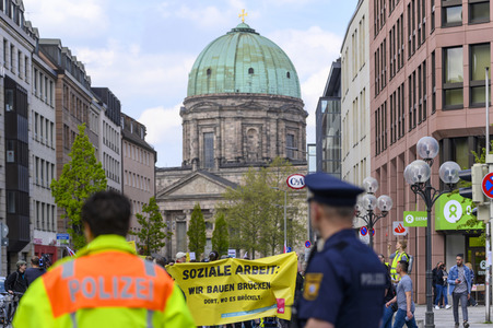 Warnstreik von Beschäftigten in Sozial- und Erziehungsberufen in Nürnberg