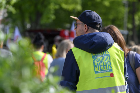 Warnstreik von Beschäftigten in Kitas und im schulischen Ganztag in Nürnberg
