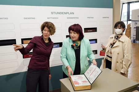 Eröffnung der Ausstellung 'Susi und Wir. Vom Hingucken und Wegschauen' in Berlin