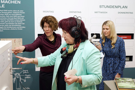 Eröffnung der Ausstellung 'Susi und Wir. Vom Hingucken und Wegschauen' in Berlin