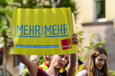Warnstreik von Beschäftigten in Kitas und im schulischen Ganztag in Nürnberg