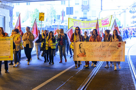 Warnstreik von Beschäftigten in Kitas und im schulischen Ganztag in Nürnberg