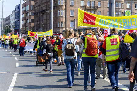 Warnstreik von Beschäftigten in Kitas und im schulischen Ganztag in Nürnberg