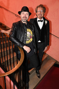 Theaterpremiere 'Das Brautkleid' in München