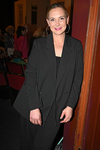 Theaterpremiere 'Das Brautkleid' in München