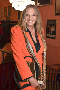 Theaterpremiere 'Das Brautkleid' in München