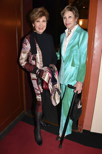 Theaterpremiere 'Das Brautkleid' in München