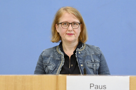 Bundespressekonferenz Erste Ergebnisse des Nationalen Diskriminierungs- und Rassismusmonitors in Berlin