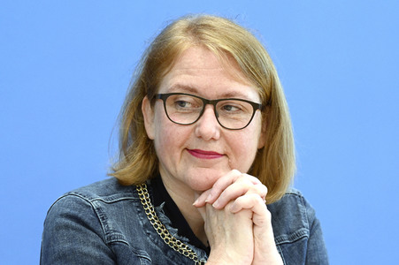 Bundespressekonferenz Erste Ergebnisse des Nationalen Diskriminierungs- und Rassismusmonitors in Berlin