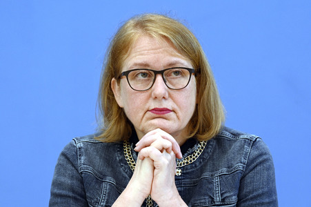 Bundespressekonferenz Erste Ergebnisse des Nationalen Diskriminierungs- und Rassismusmonitors in Berlin