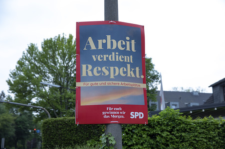 Wahlplakate zur NRW-Wahl in Köln