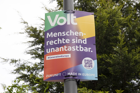 Wahlplakate zur NRW-Wahl in Köln