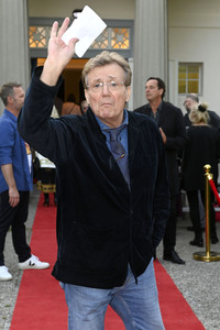 Theaterpremiere 'Monsieur Claude und seine Töchter - Teil 2' in Berlin